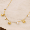 Beautiful Daisy & Pearl Necklace