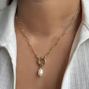 Alternative view of Single Pearl Necklace On A Buckle Clasp